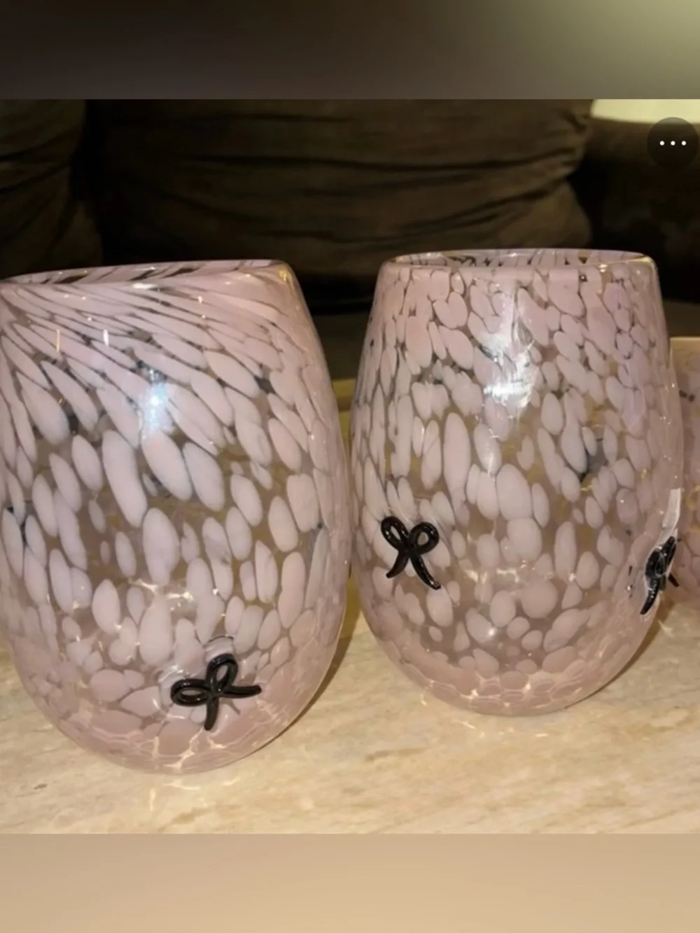 Set of 4 Pink Confetti Stemless Wine Glasses with‎ Black Coquette Bow Icons NEW